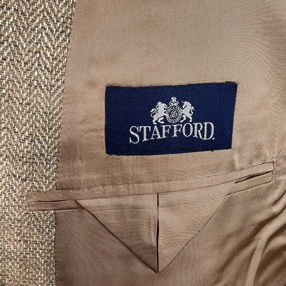 Stafford‎ Blazer Men 44R Tan Herringbone Silk 2 Button Classic Career Jacket